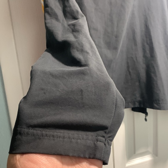 Nike Jacket - Picture 9 of 10